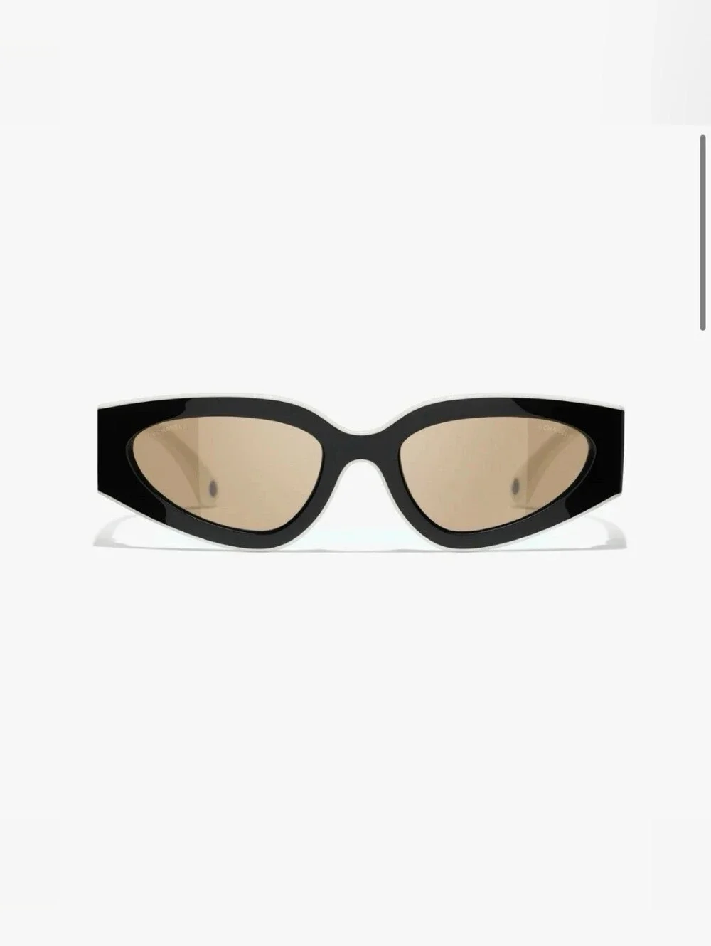CHANEL Black Cat-Eye Sunglasses with Brown Lenses